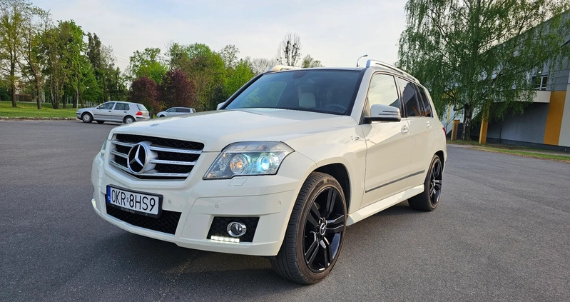 Mercedes-Benz GLK cena 67650 przebieg: 232000, rok produkcji 2009 z Krapkowice małe 137